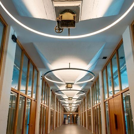 Silo Design & Boutique Hostel Базел Екстериор снимка